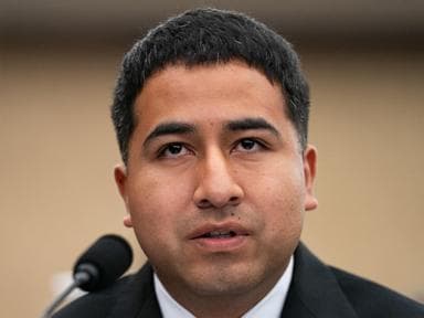  Judge dismisses California deportation case for Mexican father of 3 U.S. Marines